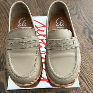 Papanatas/Eli/Siberitas Napa Leather shoe for kids. Taupe. Size EU 26